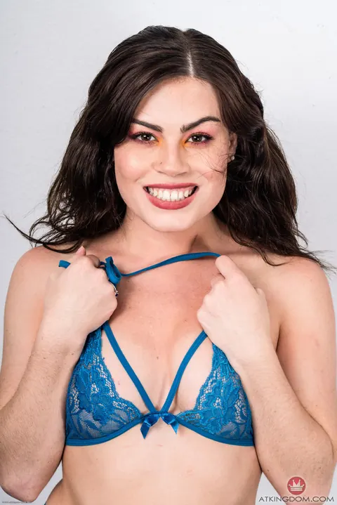 Veronica Valentine: Petite Slim Brunette Removes Her Panties and Spreads Wide – photo 4 of 21
