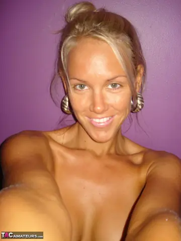 Tall Blonde Shows Her Big Natural Tits and Spreads in Selfies