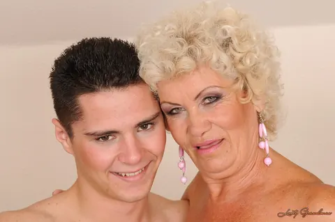 Mature Blonde Rims Partner and Takes a Cumshot – photo 7 of 18