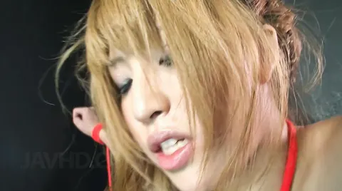 Hatsuka Kobayashi: Slim Japanese Blonde with Big Tits Bound and Masturbates with a Dildo – photo 15 of 15