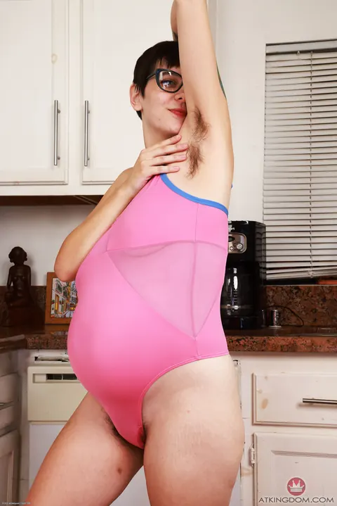 Pregnant Redhead Flaunts Her Big Tits and Hairy Pussy in the Kitchen – photo 2 of 21