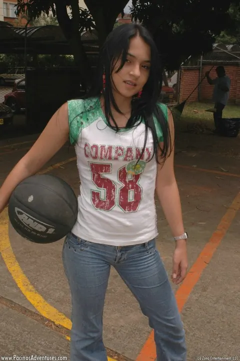 Latina PAWG in Jeans Fucks Outdoors After Basketball – photo 5 of 15