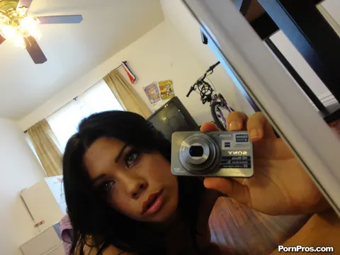 Summer Stetson: Latina Brunette in a Bikini Takes Selfies and Bares Her Tits Outdoors – photo 7 of 17
