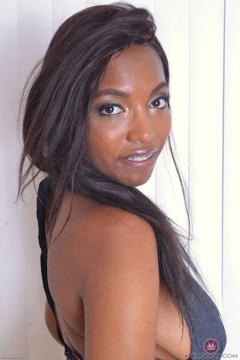 Daya Knight: Busty Ebony Brunette with Natural Tits Spreads Her Shaved Pussy – photo 1 of 20