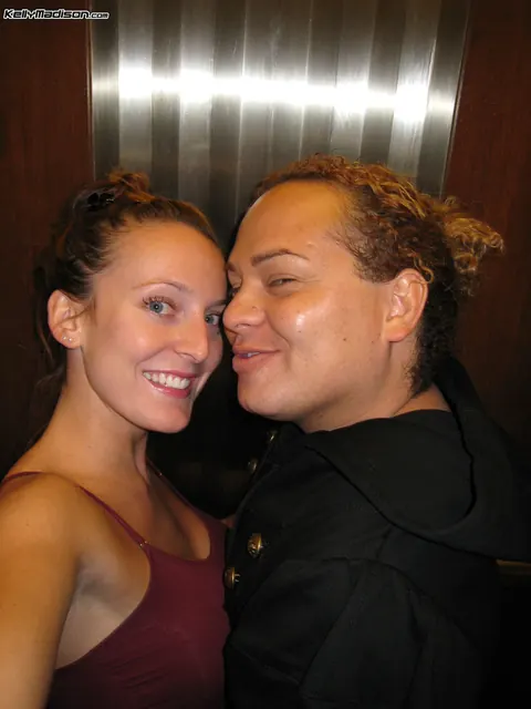 Kelly Madison: Blonde and Redhead Latina MILFs Share a Man in a Hotel – photo 11 of 16