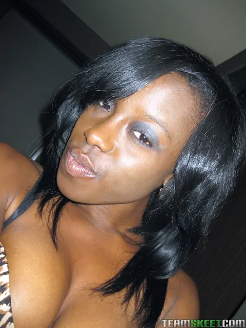 Jelly Sweets: Short-Haired Ebony Babe Captures Her Big Natural Tits in Selfie – photo 8 of 16
