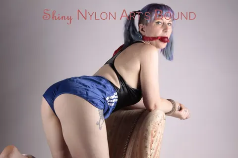 PAWG in Shorts Wears a Ball Gag in the Gym – photo 1 of 16