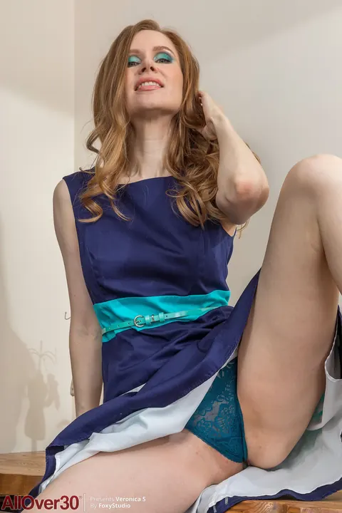 Tall Thick MILF Strips Off Her Lingerie and Skirt in Heels – photo 3 of 20