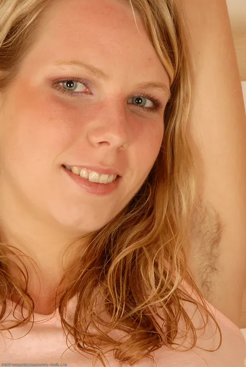 Blonde with Big Tits Poses Nude Showing Her Hairy Pussy – photo 1 of 21