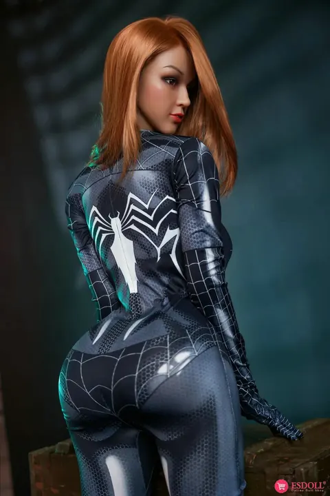Redhead Strips Out of Her Costume and Poses Nude – photo 15 of 19