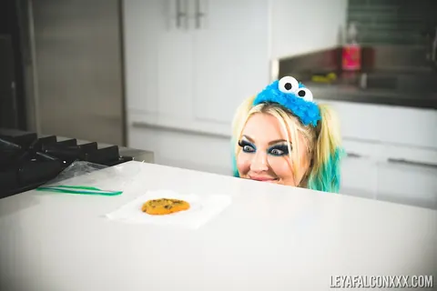 Leya Falcon: Blonde with Big Tits Rides Black Cock in the Kitchen – photo 5 of 21