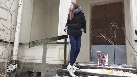 Woman in Jeans and Boots Pulls Them Down to Piss on the Steps – photo 3 of 15