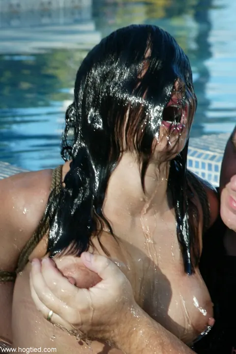 Dee Williams: Curvy Blonde and Brunette with Big Tits Bound Nude by the Pool – photo 5 of 20