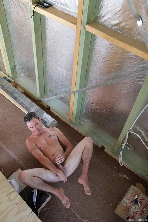 Hairy Guy Strips Out of His Jeans and Toys His Asshole – photo 17 of 21