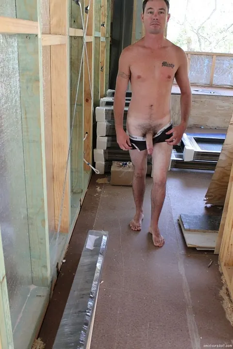 Hairy Guy Strips Out of His Jeans and Toys His Asshole – photo 11 of 21