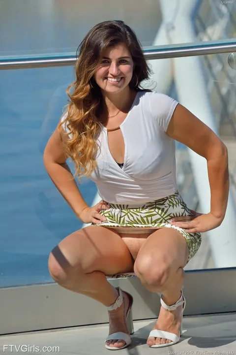 Busty Woman Uses a Toy and Has Sex Outdoors – photo 7 of 21