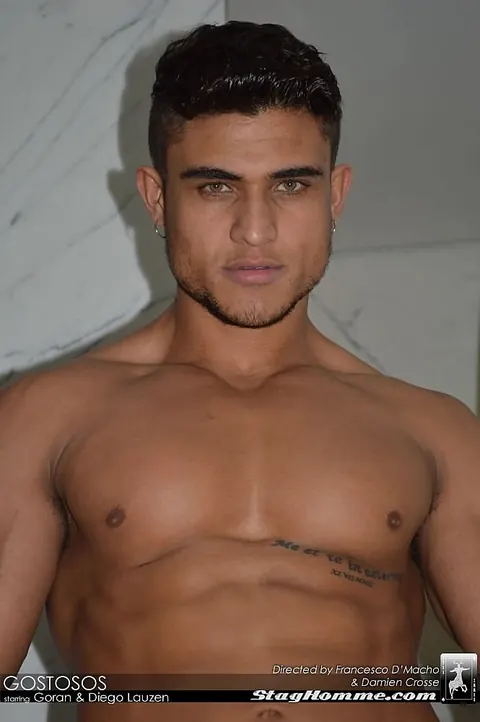 Two Men Strip, Kiss and Fuck Bareback – photo 1 of 21