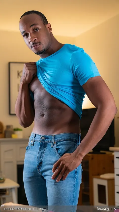 Two Thick Athletic Men Fuck and Play with a Dildo – photo 1 of 20