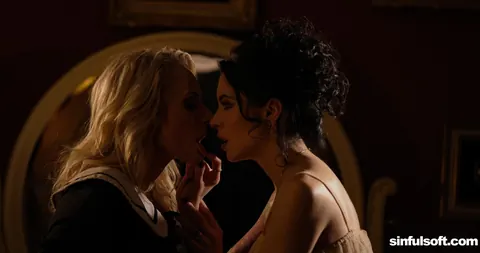 Anna De Ville: Blonde MILF and Tattooed Brunette Kiss, Lick, and Finger – photo 7 of 21