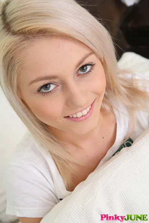 Pinky June: Czech Blonde in Yoga Pants and Glasses Poses – photo 1 of 15