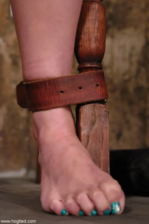 Asian Brunette Bound and Spreads in Nude Bondage – photo 3 of 21