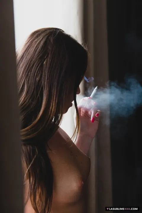Nata Lee: Spanish Brunette Smokes Then Masturbates with a Dildo in Stockings – photo 6 of 20