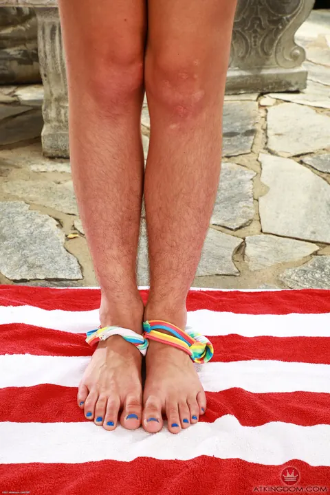 Pearl Sage: Tall Slim Blonde Strips Off Her Bikini to Show Her Hairy Bush and Armpits – photo 8 of 21