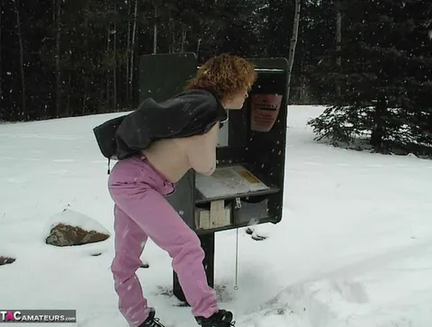 Misha Milf: Mature Redhead BBW Poses Nude Outdoors in the Snow Wearing Glasses – photo 5 of 20