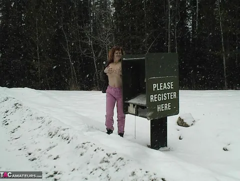 Misha Milf: Mature Redhead BBW Poses Nude Outdoors in the Snow Wearing Glasses – photo 4 of 20