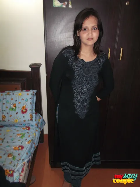 Indian Woman Strips Out of Her Jeans and Lace Bra – photo 1 of 12