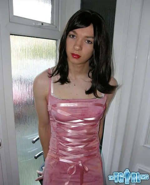 Trans Woman Undresses, Poses Naked, and Arches Back – photo 7 of 15