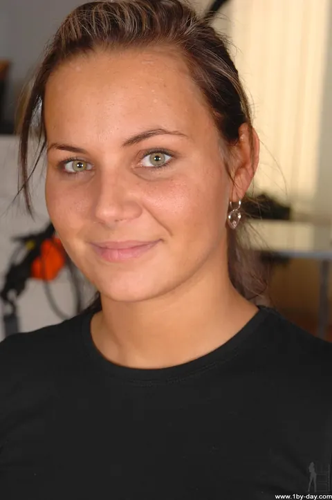 European Woman Uncovers Her Breasts in a Bikini – photo 1 of 20