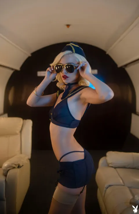 Kiara Cole: Tattooed Blonde Flaunts Her Big Ass and Small Natural Tits – photo 1 of 21