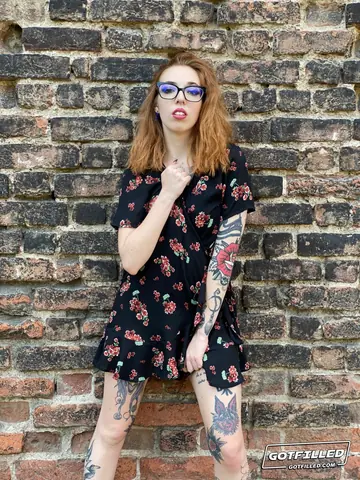 Tattooed Redhead in a Bikini Gets Creampied Outdoors
