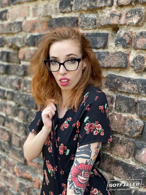 Giada Sgh: Tattooed Redhead in a Bikini Gets Creampied Outdoors – photo 2 of 20