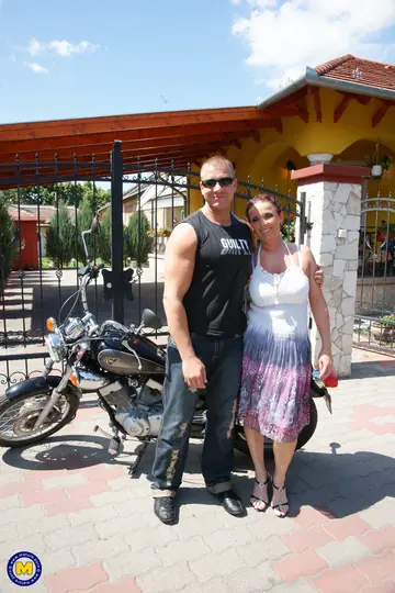 Mature European Housewife Rides a Partner Outdoors for a Creampie
