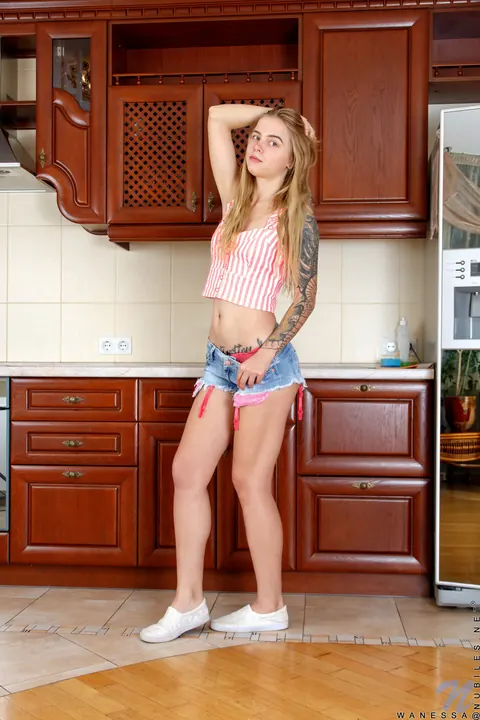 Blonde PAWG Strips Nude and Fingers Her Pussy in the Kitchen – photo 1 of 21