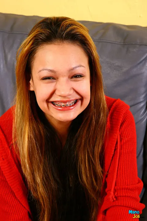 Honey DeJour: Busty Latina MILF Oils a BBC and Gives a Handjob in Jeans – photo 1 of 15