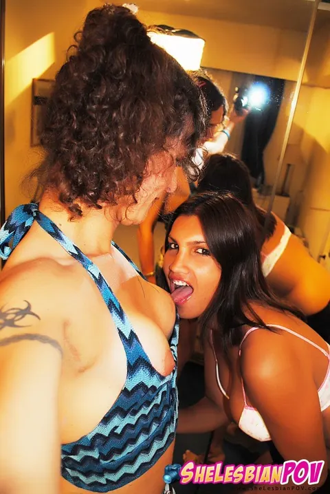 Trans Woman Kisses Partner Then Licks and Fingers Her – photo 6 of 15