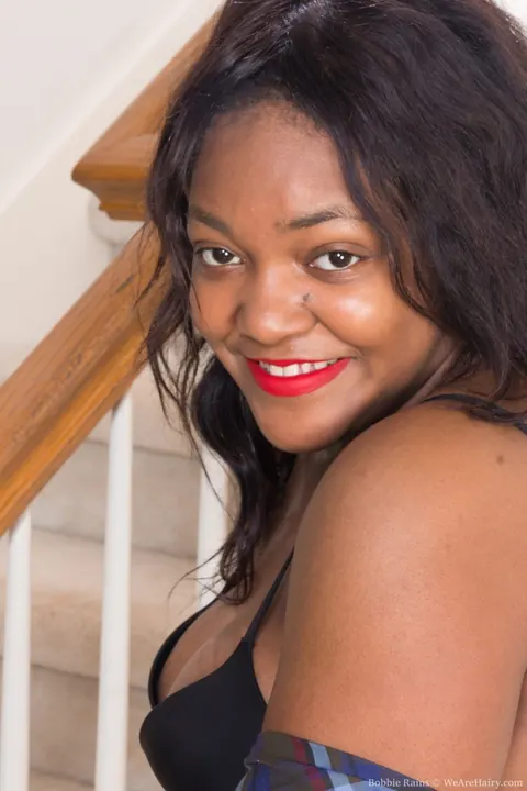Chubby Ebony Babe Strips Naked to Show Her Hairy Pussy – photo 6 of 21