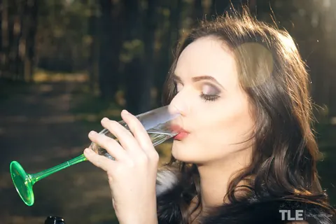 Maria Z: Brunette in Leather Yoga Pants Uses a Wine Bottle Deep in Her Pussy – photo 3 of 16