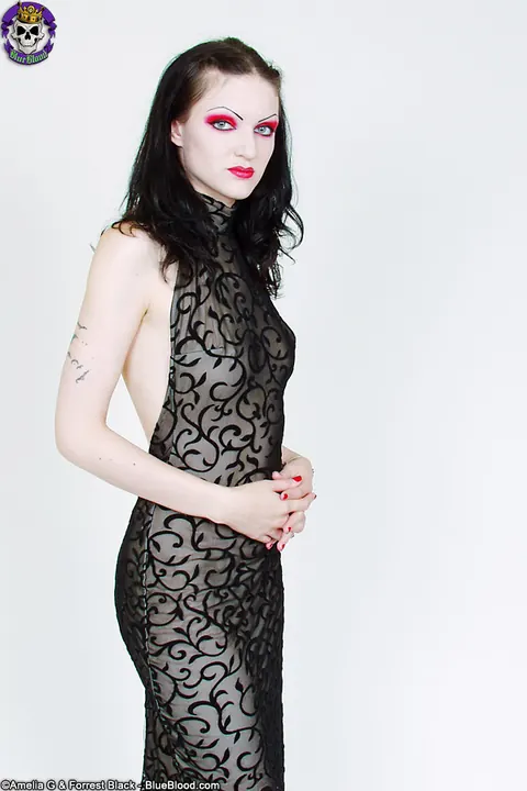 Scar 13: Brunette with Natural Tits Strips and Poses in High Heels – photo 4 of 15