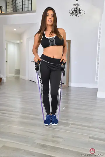 Latina Brunette in Yoga Pants Spreads Her Trimmed Pussy at the Gym