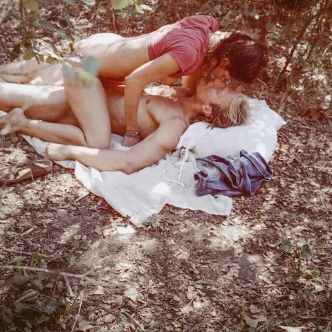 Samia Duarte: Spanish MILF in Shorts Fucks in the Forest – photo 11 of 16