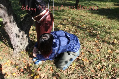 PAWG Lesbians in Bondage Finger and Lick Outdoors – photo 12 of 16