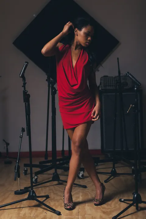 Ebony Brunette Poses in a Skirt – photo 3 of 21