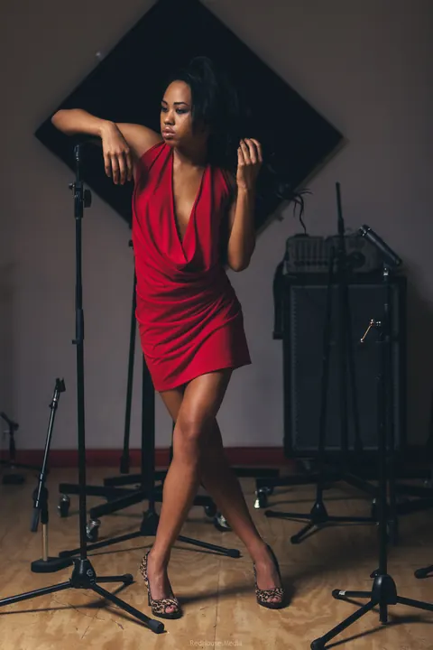 Ebony Brunette Poses in a Skirt – photo 9 of 21