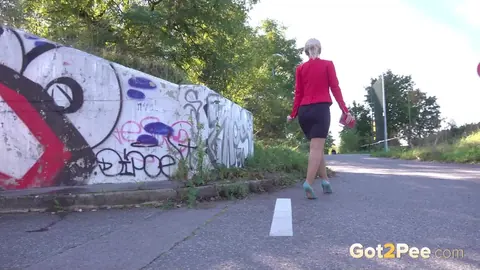 Di Devi: European Blonde MILF Pisses by a Graffiti Wall in Pantyhose – photo 15 of 15