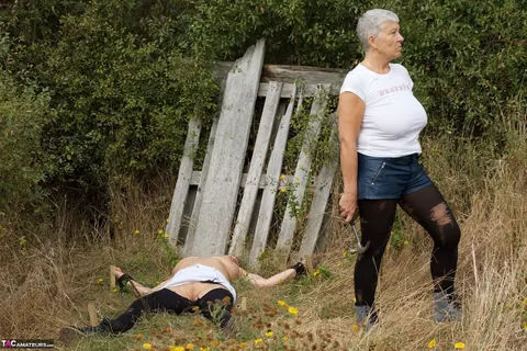 Speedy Bee: Curvy British Brunette Restrained in Pantyhose Outdoors – photo 15 of 16