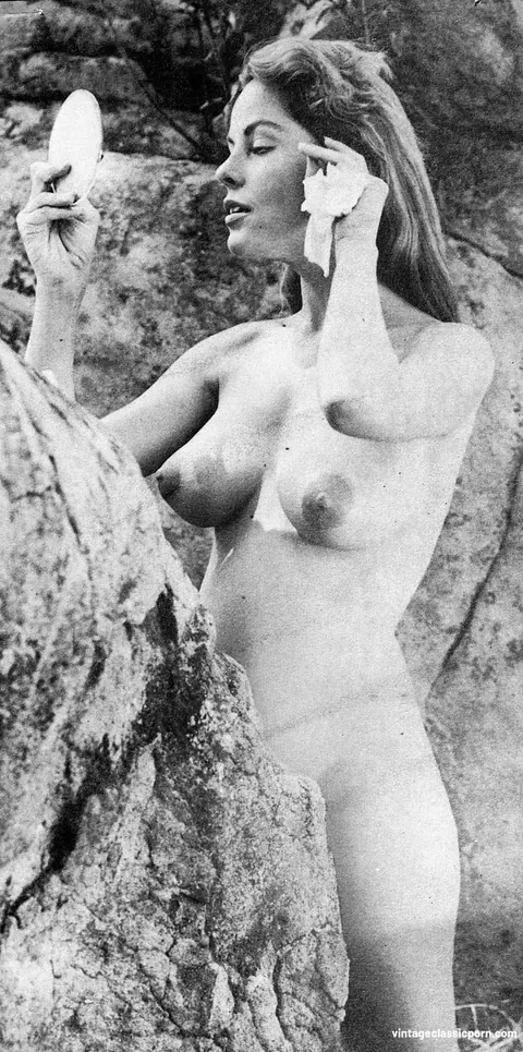 Brunette Vintage Model Undresses and Shows Her Body – photo 10 of 12